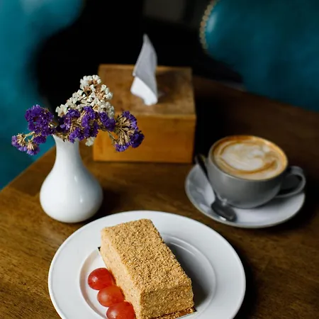 Frapolli On Deribasivska Street Hotel 4*