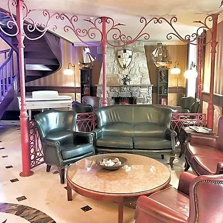 Frapolli On Deribasivska Street Hotel 4*