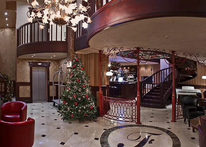 Frapolli On Deribasivska Street Отель 4*