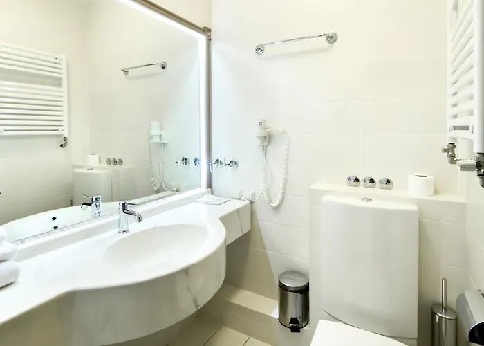 Frapolli On Deribasivska Street Одесса