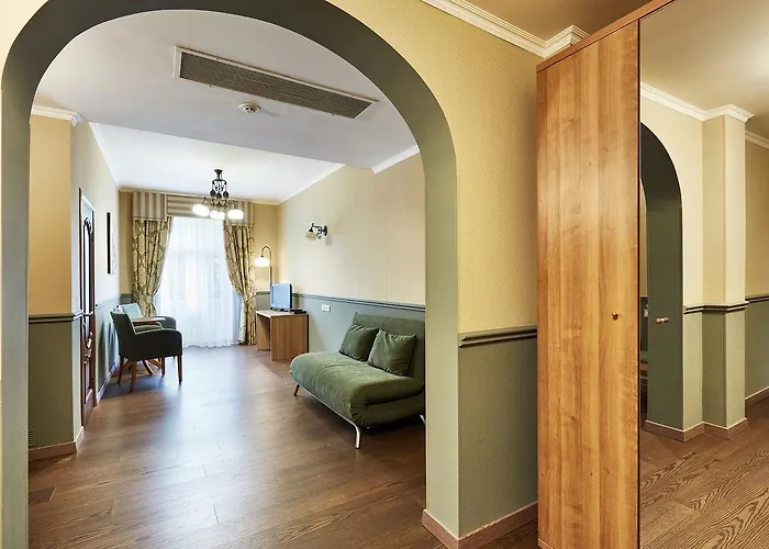 Frapolli On Deribasivska Street 4* Одесса