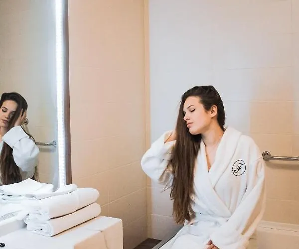 Frapolli On Deribasivska Street Odessza