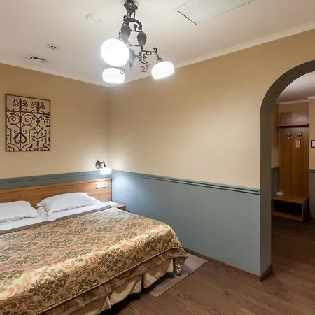 Frapolli On Deribasivska Street Hotel 4*
