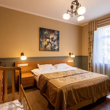 Frapolli On Deribasivska Street Hotel 4*