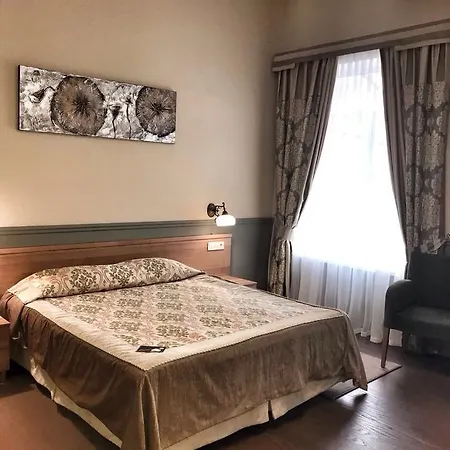 Frapolli On Deribasivska Street Hotel 4*