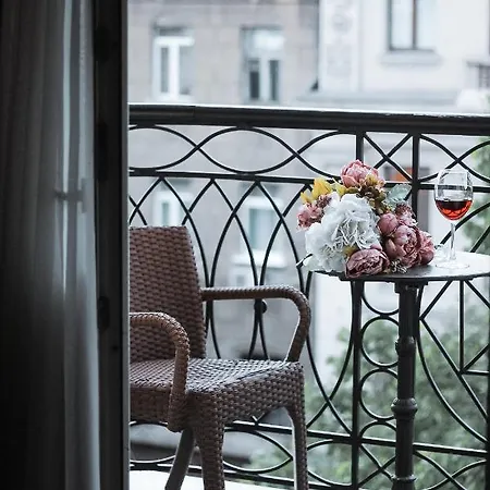 Frapolli On Deribasivska Street Hotel