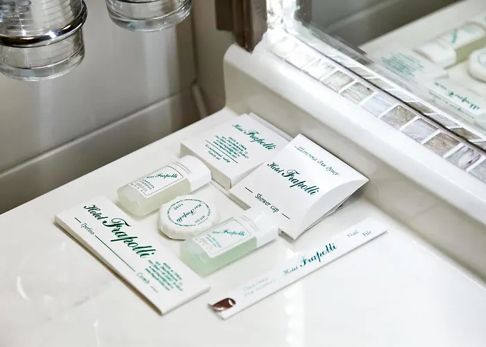 Frapolli On Deribasivska Street Hotel