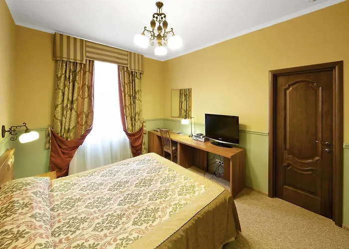 Frapolli On Deribasivska Street Hotel