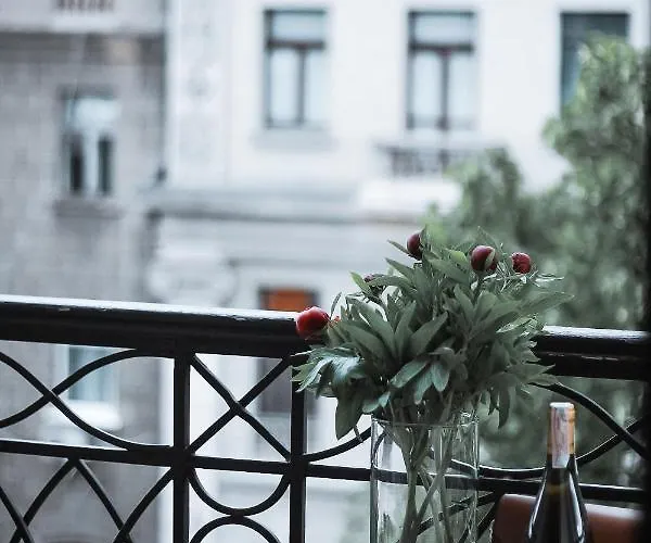 Frapolli On Deribasivska Street 4*